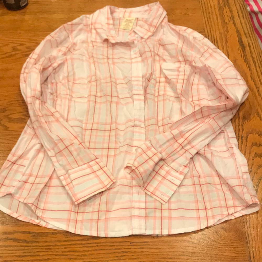 Light button up